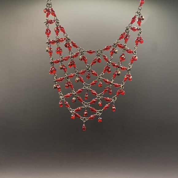 Red Netted Design Bead Necklace/Dark Silver Tone. 16” Pre Loved - Picture 2 of 5